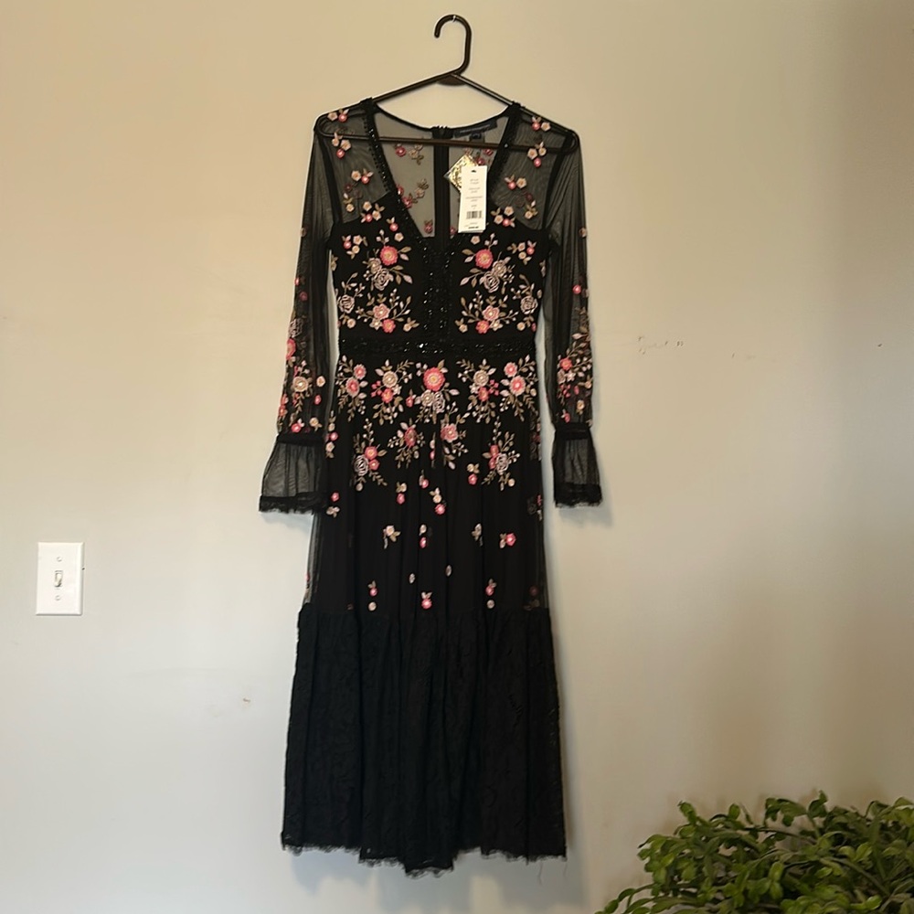 NWT French Connection sheer embroidery dress size 4